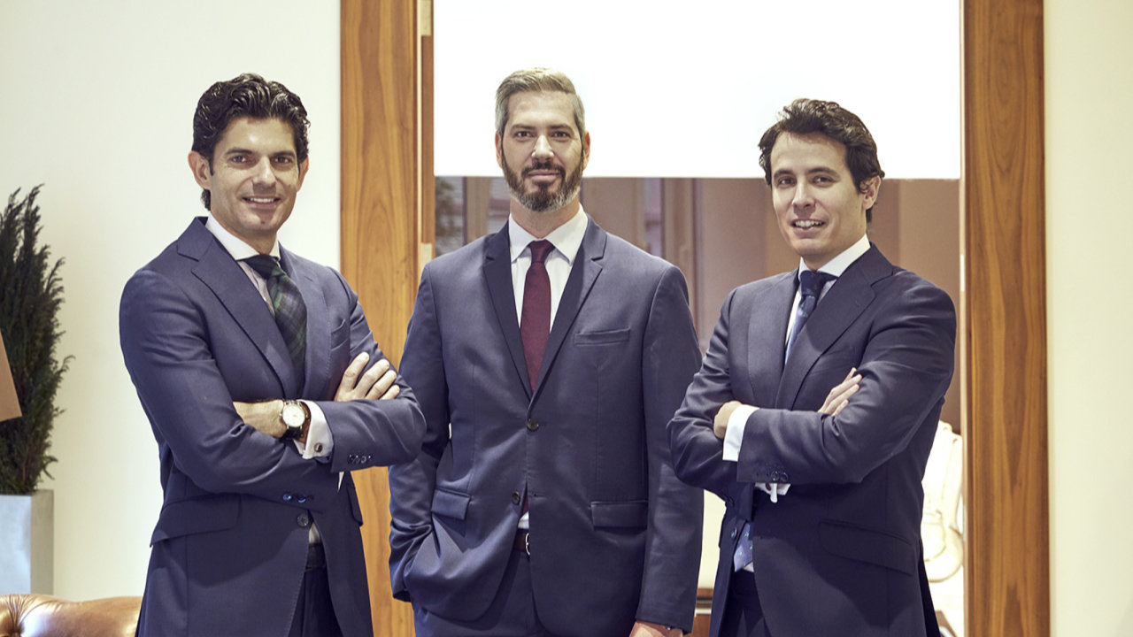Juan Antonio Oliveros se incorpora a RBT&L como nuevo socio del área fiscal. Foto 1