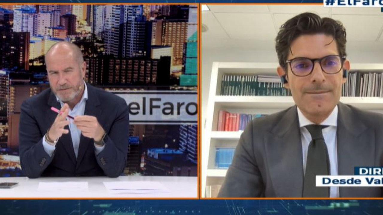Carlos Pascual participa en El Faro de La 8 TV. Foto 1